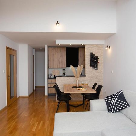 Apartment Cejf Mostar Exterior foto
